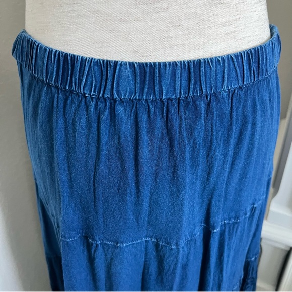 Studio West Apparel Midi Skirt Small Blue Crochet Accent Elastic Pull On Waist - Picture 5 of 8